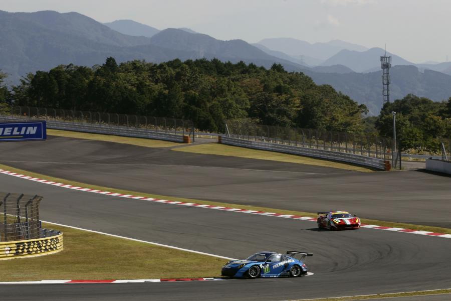  Porsche 911 GT3 RSR 2012 года  (фото 73 из 429)